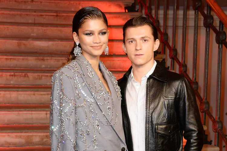 Tom Holland and Zendaya Married: क्या ‘Spider-Man’ ने अपनी ‘MJ’ से गुपचुप रचा ली है शादी? Stylist Law Roach के खुलासे ने मचाया तहलका!